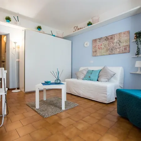 Santa Marta 6 * Milano